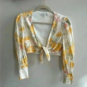 WAYF Long Sleeve Tie Front Floral Crop Top